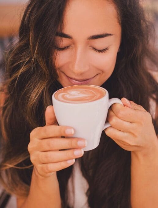 Wind Coffee, café de alta calidad, café colombiano premium, outsourcing de cafetería, soluciones de vending, máquinas de café automáticas, máquinas de última tecnología, servicio de café para empresas, café de especialidad, vending Azkoyen, café espresso profesional, café para oficinas, suministro de café, café fresco, servicio integral de cafetería, venta de café en grano, café molido, café para exportación, café exportado de Colombia, productos de café sostenibles, café de origen único, café de finca colombiana, experiencia en cafetería, diseño de espacios de café, personalización de máquinas de café, soporte técnico máquinas vending, soluciones cafeteras llave en mano, variedad de bebidas de café, innovación en vending, sabor auténtico colombiano, Wind Coffee servicios de café